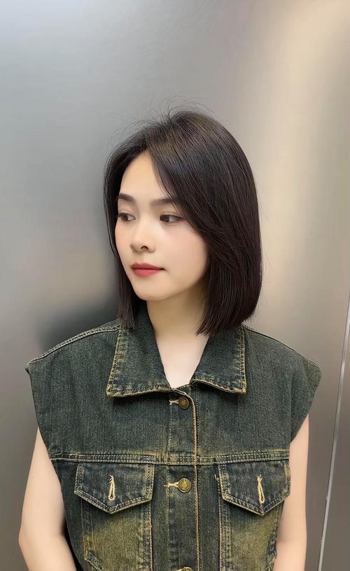 免打理齐肩日式适合胖脸发型_简约清爽，修饰脸型显精致