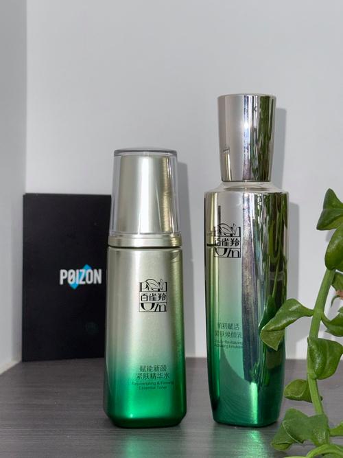 四十岁的女人用什么化妆品好_选对成分焕活肌肤