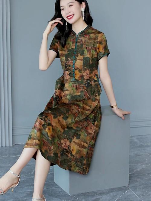 香云纱连衣裙可以配小白鞋吗_颜色材质场合全解析