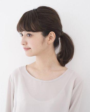 长脸型适合扎什么样的马尾_长脸女孩低马尾显气质,蓬松刘海增甜美 长脸型适合扎什么样的马尾_长脸女孩低马尾显气质,蓬松刘海增甜美