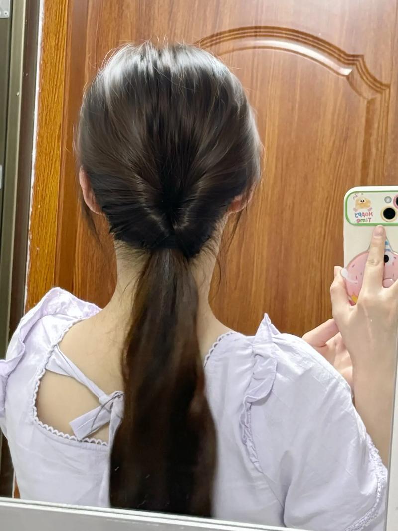 绑马尾掉头发正常吗_马尾扎太紧会脱发?别担心,教你预防! 绑马尾掉头发正常吗_马尾扎太紧会脱发?别担心,教你预防!