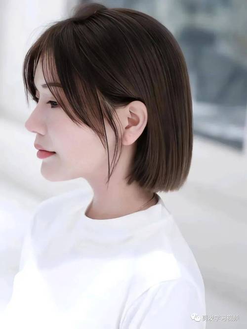 鹅蛋脸适合什么短发型女_鹅蛋脸选短发，波波头齐肩刘海都好看