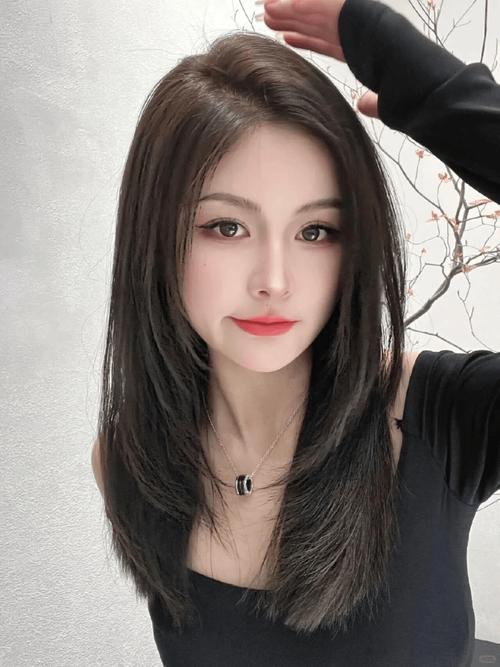 脸扁平适合什么发型女_亚洲扁平脸怎么显立体? 脸扁平适合什么发型女_亚洲扁平脸怎么显立体?