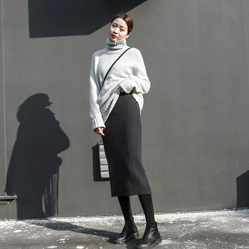 深灰色包臀裙搭配_深灰包臀裙显白塑形,通勤约会皆宜 深灰色包臀裙搭配_深灰包臀裙显白塑形,通勤约会皆宜