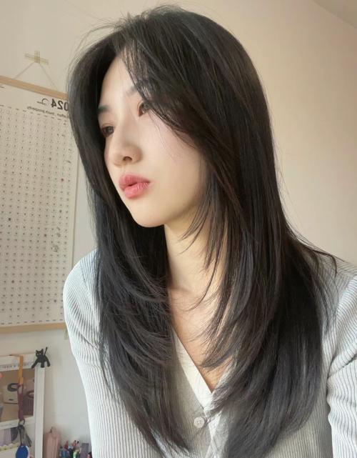 矮个子适合什么发型显高_矮个子女生巧用发型显高挑