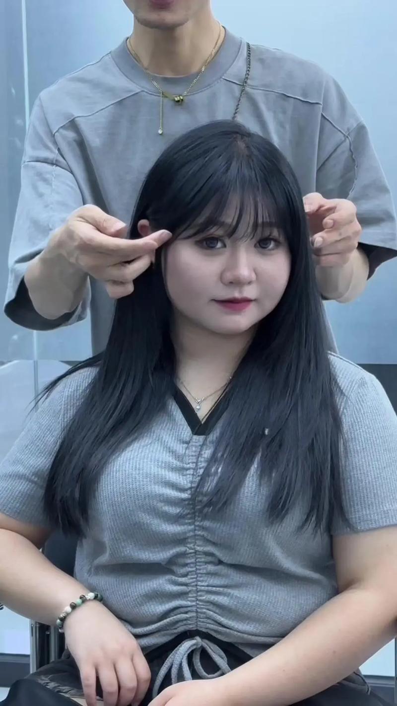 不适合法式刘海的脸型_不适合所有脸型法式刘海,侧分露额更自然! 不适合法式刘海的脸型_不适合所有脸型法式刘海,侧分露额更自然!