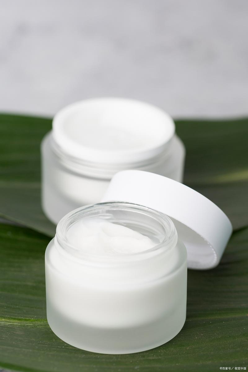 一抹就白的化妆品叫什么_瞬间美白霜,物理遮瑕显亮白 一抹就白的化妆品叫什么_瞬间美白霜,物理遮瑕显亮白