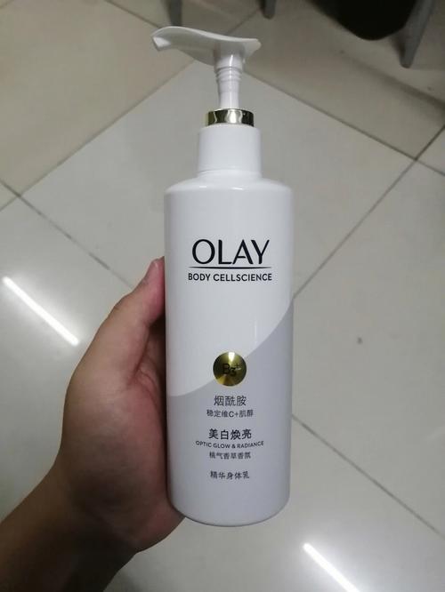 olay身体乳可以涂脸上吗_Olay身体乳别涂脸，易长痘！