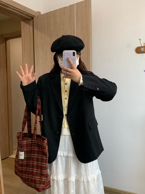 女士黑西服搭配裤子_黑西服巧搭配,显瘦显高又时尚 女士黑西服搭配裤子_黑西服巧搭配,显瘦显高又时尚