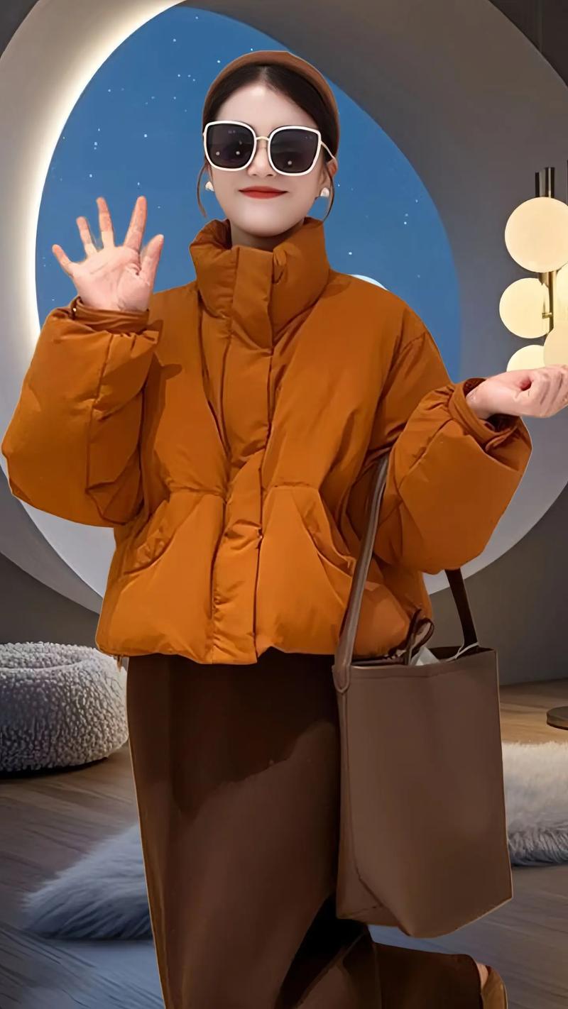 橙色鞋子怎么搭配衣服_橙鞋配素色衣，亮眼时尚又个性