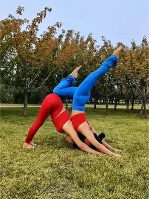 过瘾二人动作简单又好玩_和伴侣一起健身,甜蜜又增进感情 过瘾二人动作简单又好玩_和伴侣一起健身,甜蜜又增进感情