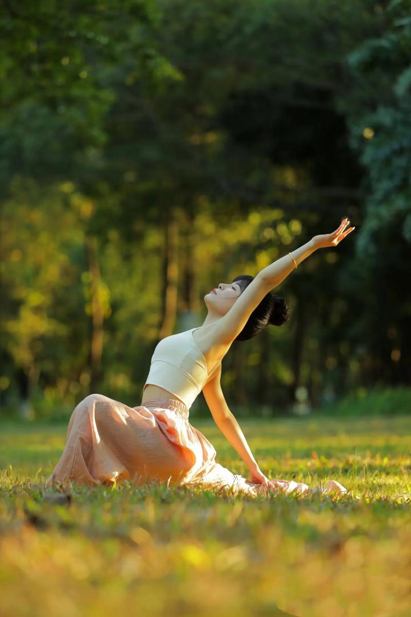 做瑜伽能锻炼身体嘛_瑜伽塑形减压,身心更健康 做瑜伽能锻炼身体嘛_瑜伽塑形减压,身心更健康