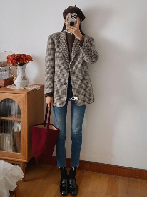 格子西装不适合哪种人_胖深肤色老年慎选,选对显时尚 格子西装不适合哪种人_胖深肤色老年慎选,选对显时尚