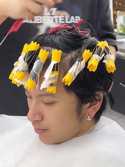 在家卷头发小妙招_选对卷发棒，发型随心变