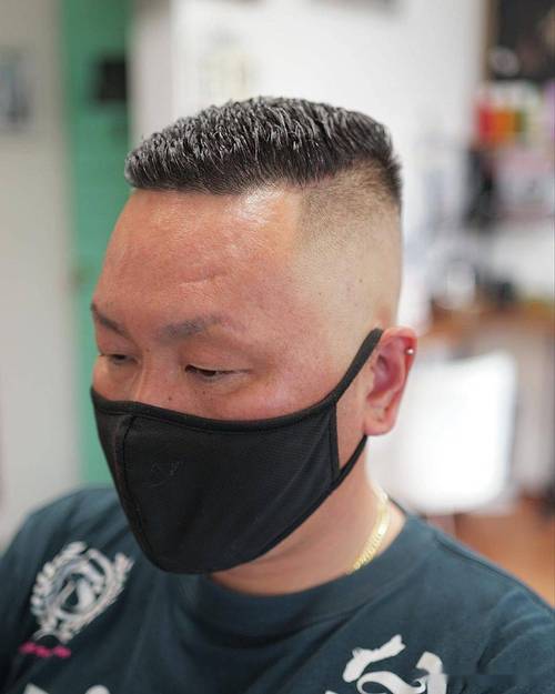 只留头顶的发型叫什么_卡尺头莫西干寸头各有特色 只留头顶的发型叫什么_卡尺头莫西干寸头各有特色