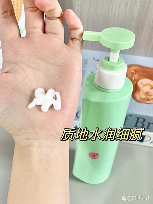 玻儿卸妆乳使用方法_玻儿卸妆乳正确用法,卸妆更彻底! 玻儿卸妆乳使用方法_玻儿卸妆乳正确用法,卸妆更彻底!