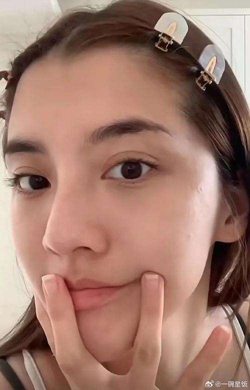 真正有气质的女人不化妆_不靠化妆，气质女人更迷人