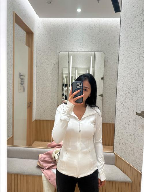 110斤150小个子女生穿搭_显高技巧大公开 110斤150小个子女生穿搭_显高技巧大公开