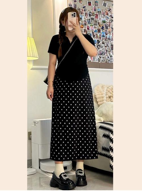 胖人适合穿半身裙还是连衣裙_微胖穿裙选对款,显瘦显高级! 胖人适合穿半身裙还是连衣裙_微胖穿裙选对款,显瘦显高级!