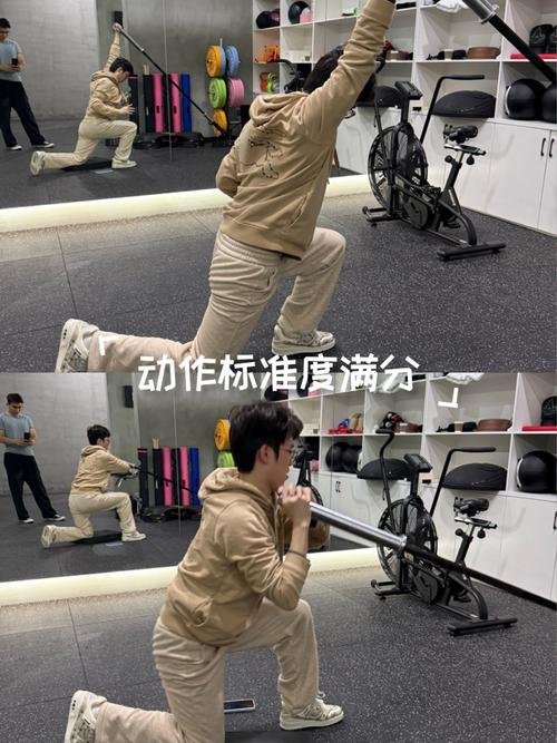 能量炮筒训练动作大全_多功能炮筒哑铃，适合各级健身者