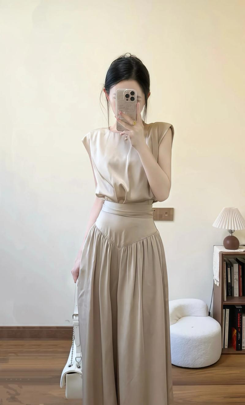 香槟色配什么颜色最搭_优雅时尚，解锁不同风格