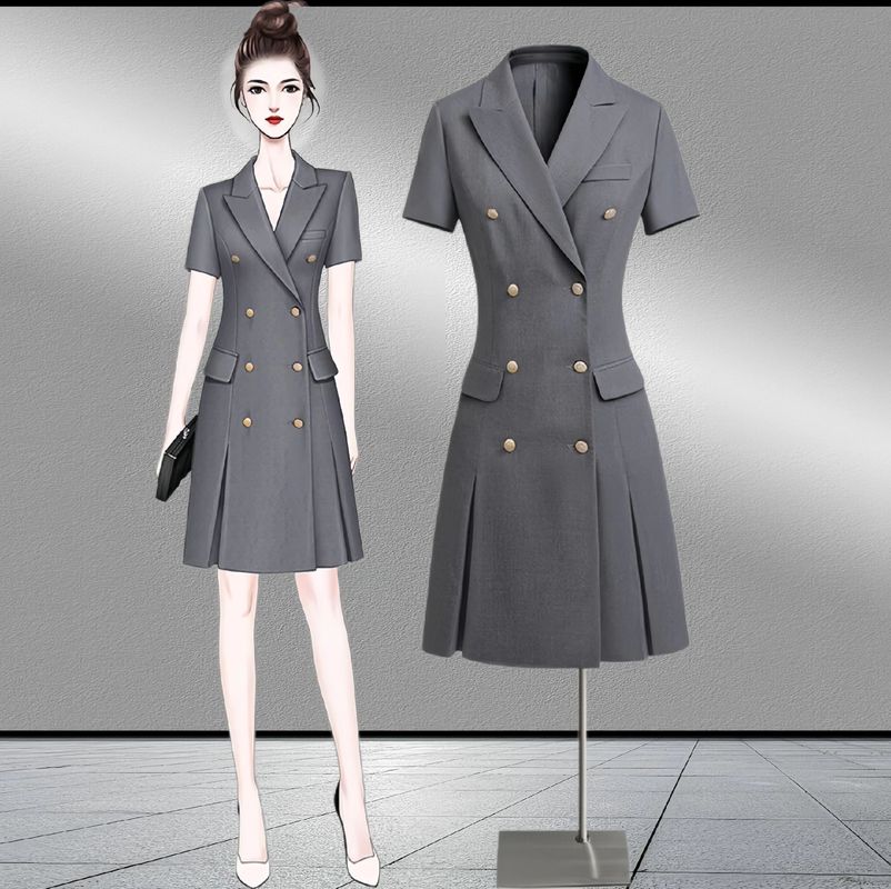 深灰色连衣裙配牛仔外套_百搭优雅深灰裙，休闲酷感随心搭