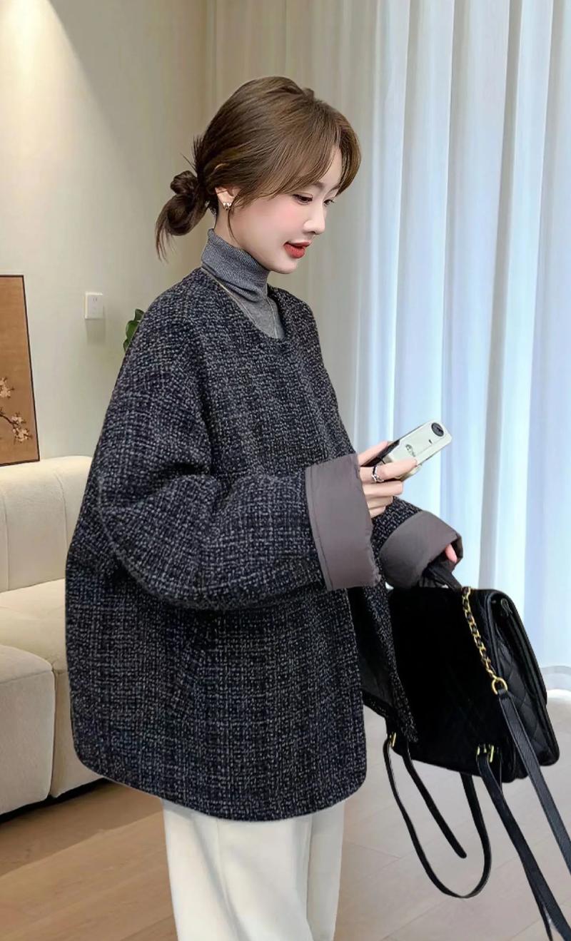 粗呢小香风外套怎么搭配_小香风外套穿搭技巧,优雅秋冬必备 粗呢小香风外套怎么搭配_小香风外套穿搭技巧,优雅秋冬必备