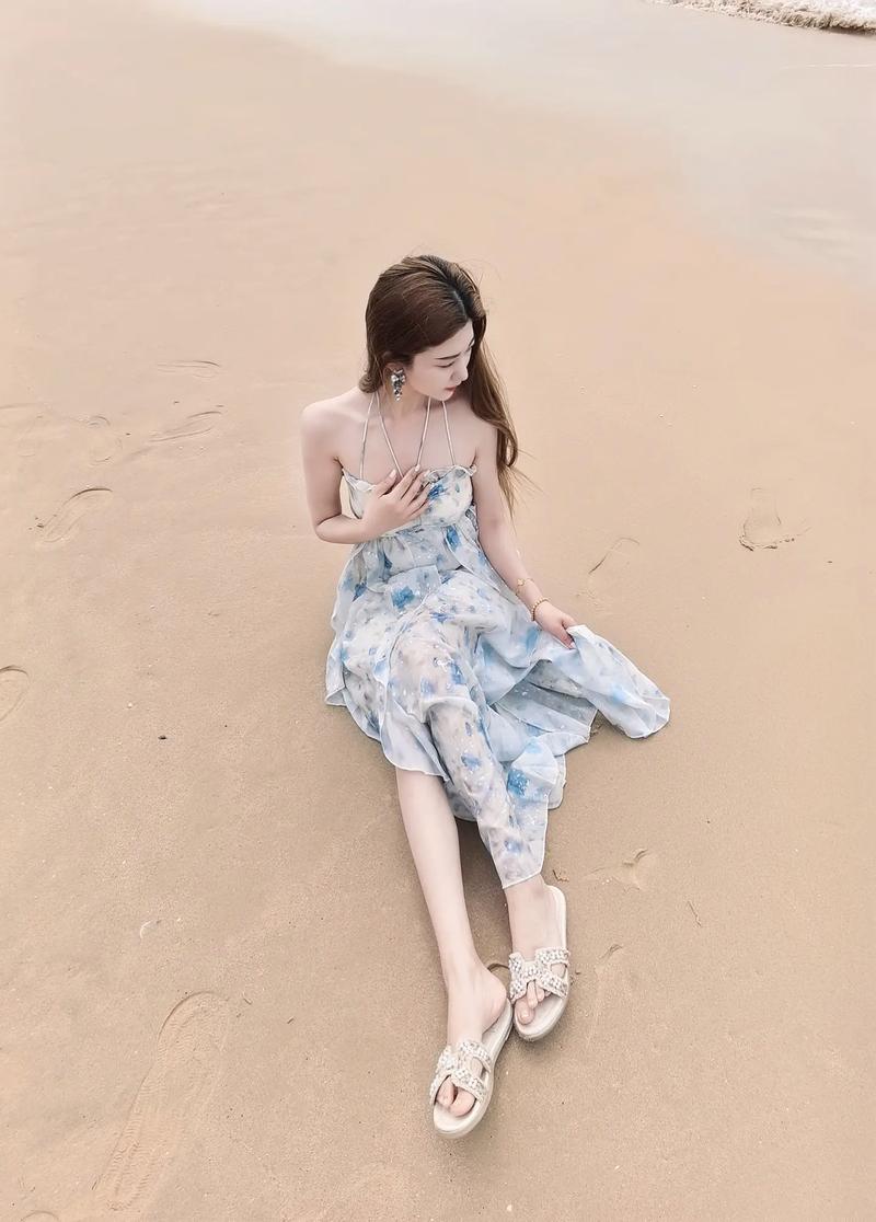 她穿着裙子站在你身边你看不见什么_内心与场合的微妙表达 她穿着裙子站在你身边你看不见什么_内心与场合的微妙表达