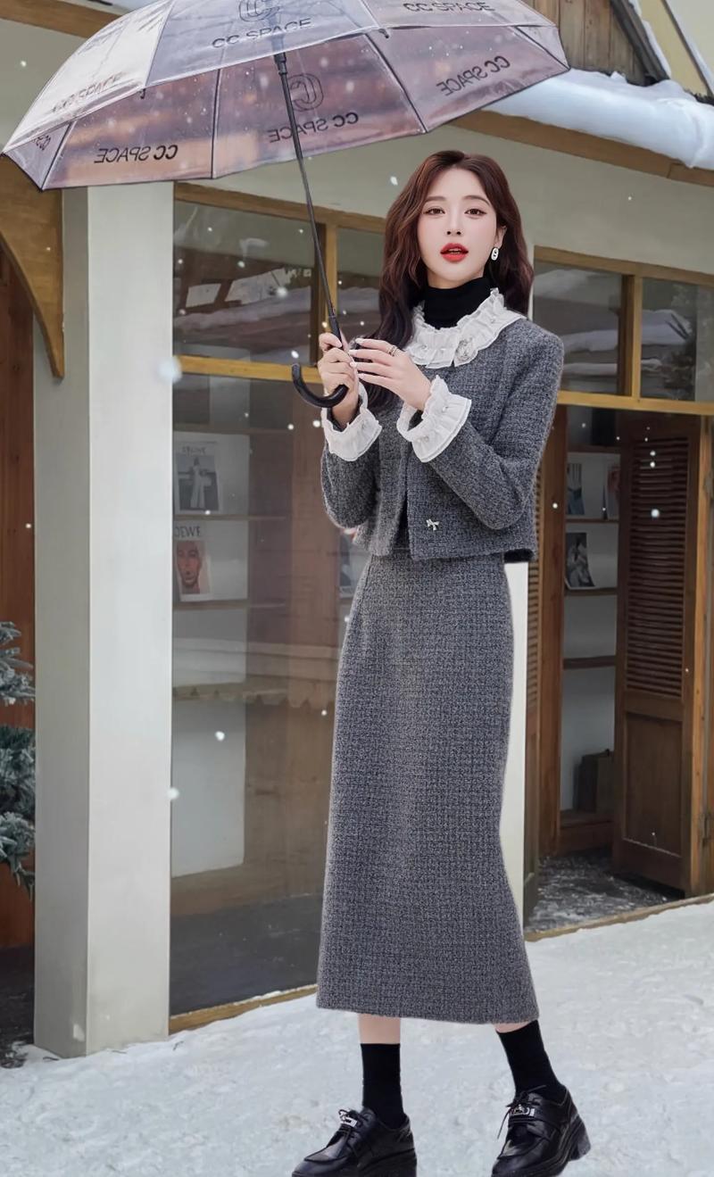 毛呢裙子配什么外套好看_保暖时尚，优雅百搭！