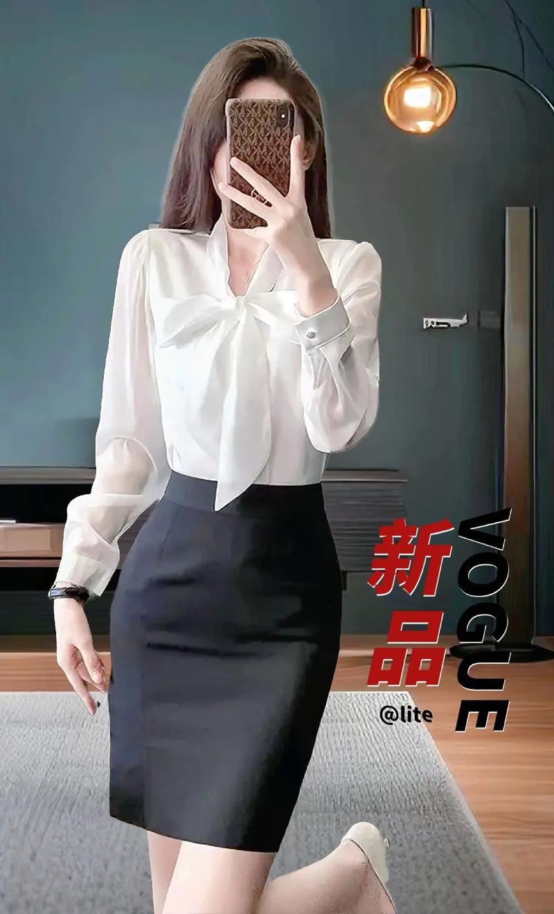 真丝衬衣配白色包臀裙_白色真丝衬衫配包臀裙,优雅气质显干练 真丝衬衣配白色包臀裙_白色真丝衬衫配包臀裙,优雅气质显干练