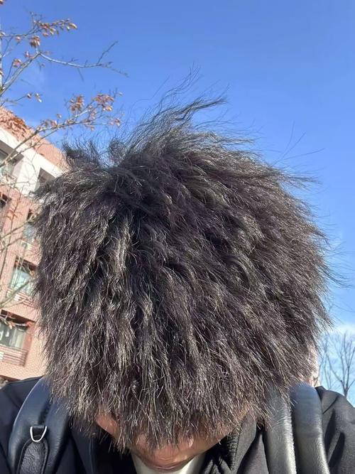 第一次没烫好，头发连续烫两次_第一次烫发效果不好？间隔三个月再烫！