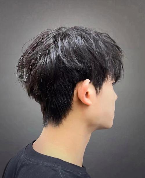 青少年发型_个性活力造型推荐 青少年发型_个性活力造型推荐