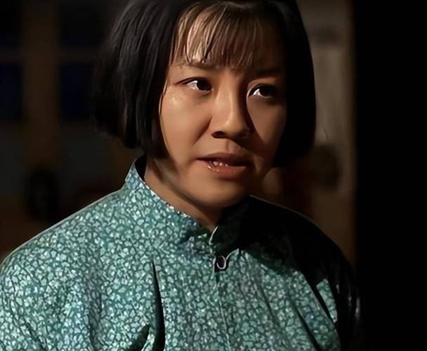 上世纪农村妇女发型_时代地域风貌与个性特征