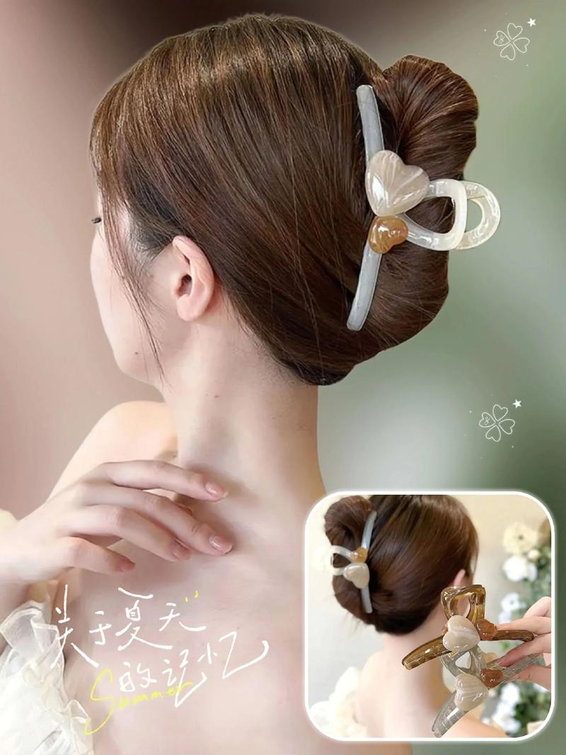 抓夹怎么夹头发好看_时尚小抓夹,提升发型立体感,打造个性造型! 抓夹怎么夹头发好看_时尚小抓夹,提升发型立体感,打造个性造型!