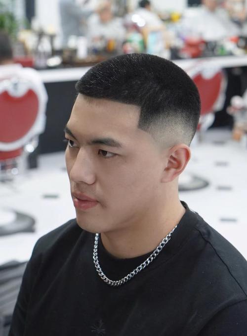 硬汉发型_利落有型，彰显个性