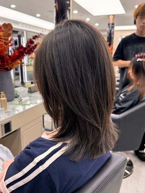 高级层次感短发_层次发型,灵动优雅显丰盈 高级层次感短发_层次发型,灵动优雅显丰盈