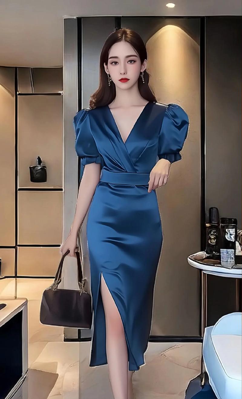 两侧开叉的裙子适合踢腿打架_设计是关键 两侧开叉的裙子适合踢腿打架_设计是关键