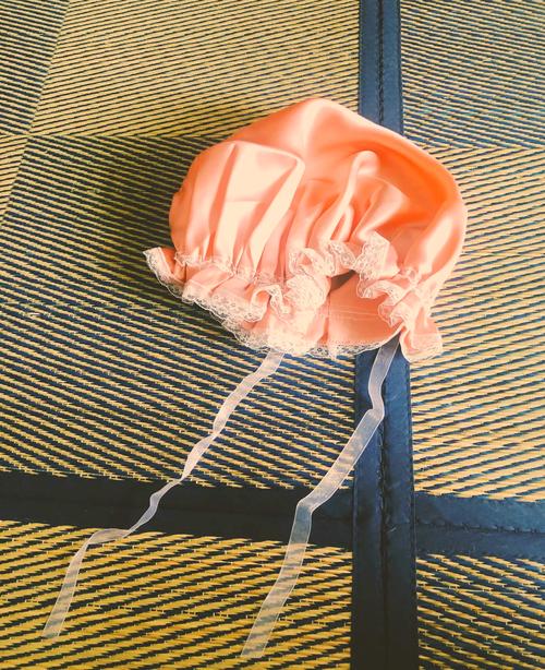 睡帽可以防止头发翘起来吗_保暖防漏风，戴对睡帽好睡眠