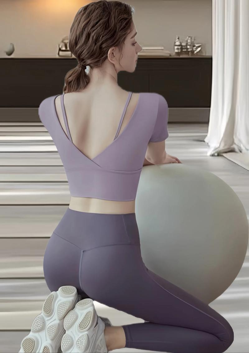 战玖瑜伽服女健身服_轻盈透气瑜伽服,舒展自如,亲肤排汗,细节周到,风格切换方便 战玖瑜伽服女健身服_轻盈透气瑜伽服,舒展自如,亲肤排汗,细节周到,风格切换方便