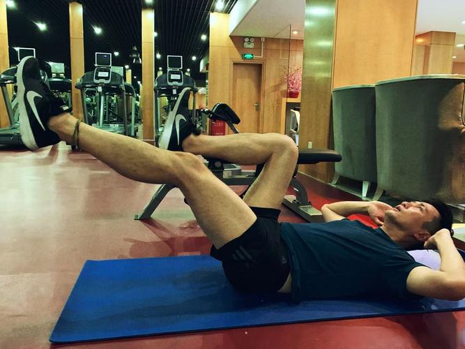 胡彦杰15套有氧健身操_胡彦杰燃脂塑形操，在家10天变美