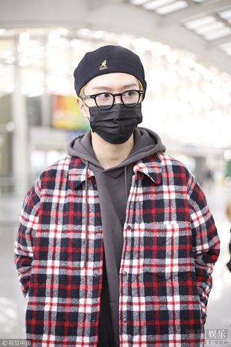 男贝雷帽冬日穿搭_贝雷帽时尚百搭,秋冬必备,男女皆宜! 男贝雷帽冬日穿搭_贝雷帽时尚百搭,秋冬必备,男女皆宜!