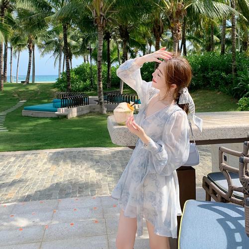 天青色吊带裙需要配什么鞋子_鞋子场合与风格全解析 天青色吊带裙需要配什么鞋子_鞋子场合与风格全解析