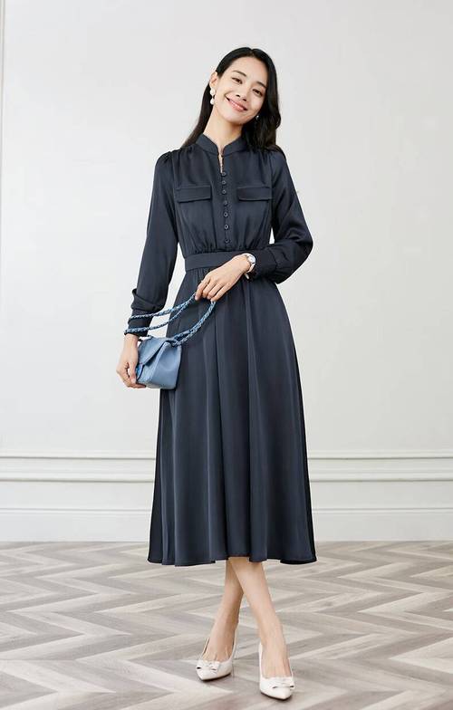 春季连衣裙搭配什么鞋子_小白鞋尖头鞋运动鞋凉鞋乐福鞋，各有风情！