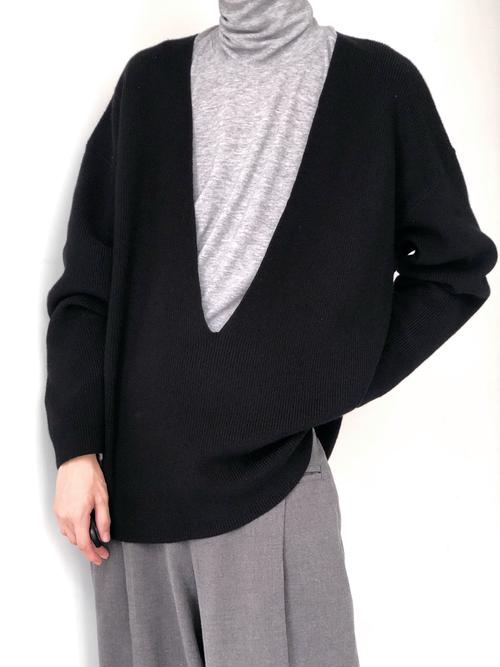 男v领毛衣配什么裤子_衬衫裤皮衣全搞定