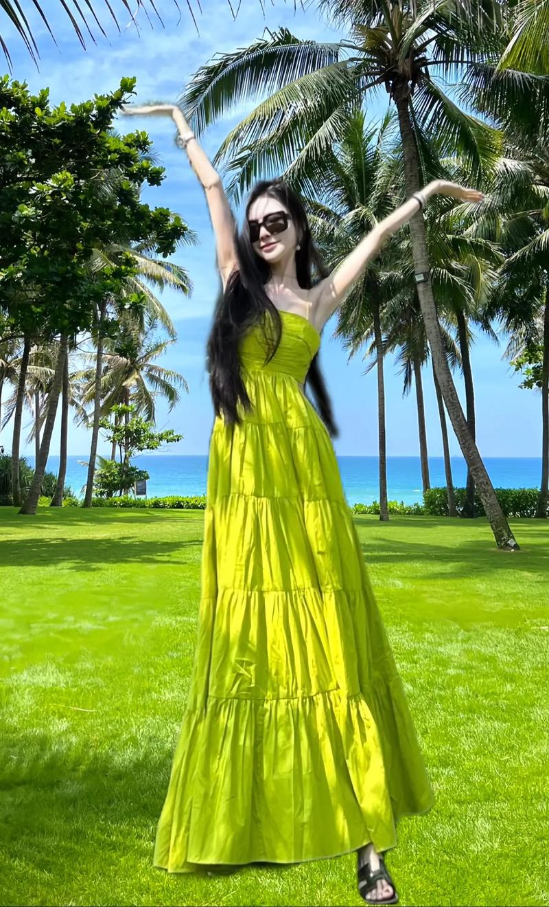 港影穿着绿色裙子的女人_从陈松伶到汤唯的时尚传奇 港影穿着绿色裙子的女人_从陈松伶到汤唯的时尚传奇