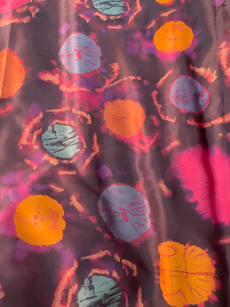 满分真丝香云纱是什么面料_传统染织珍品，天然舒适有传承