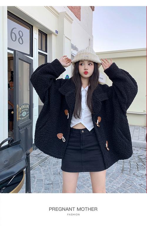 大胸冬天穿哪种上衣_显瘦又时尚的上衣选择