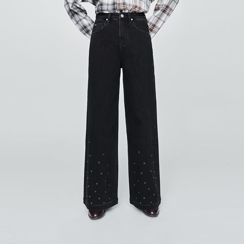 张凌赫灰色裤子适合什么场合穿_灰色裤子显气质，黑色沉闷？穿搭指南看这里！