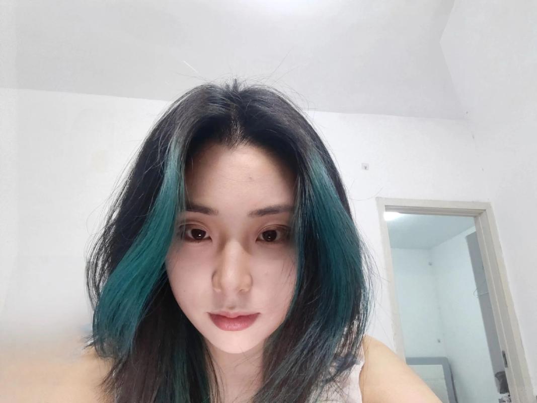 找胡德路弄了一个时兴的发型_秀莲找胡德禄理发成经典，石圪节因发型成文化符号