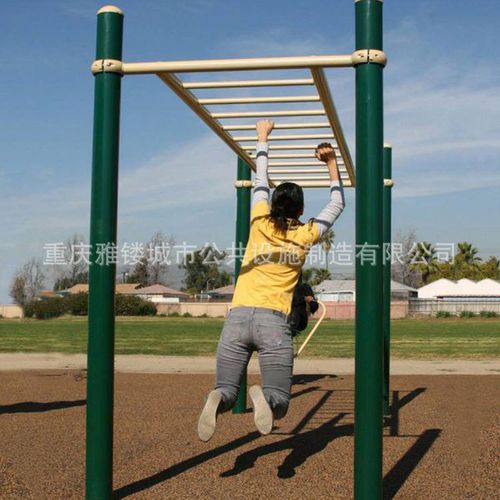 像梯子的健身器材爬的_高效爬楼，全家健身新选择